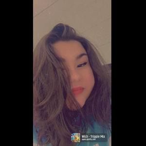 Meet your Posher, Livi